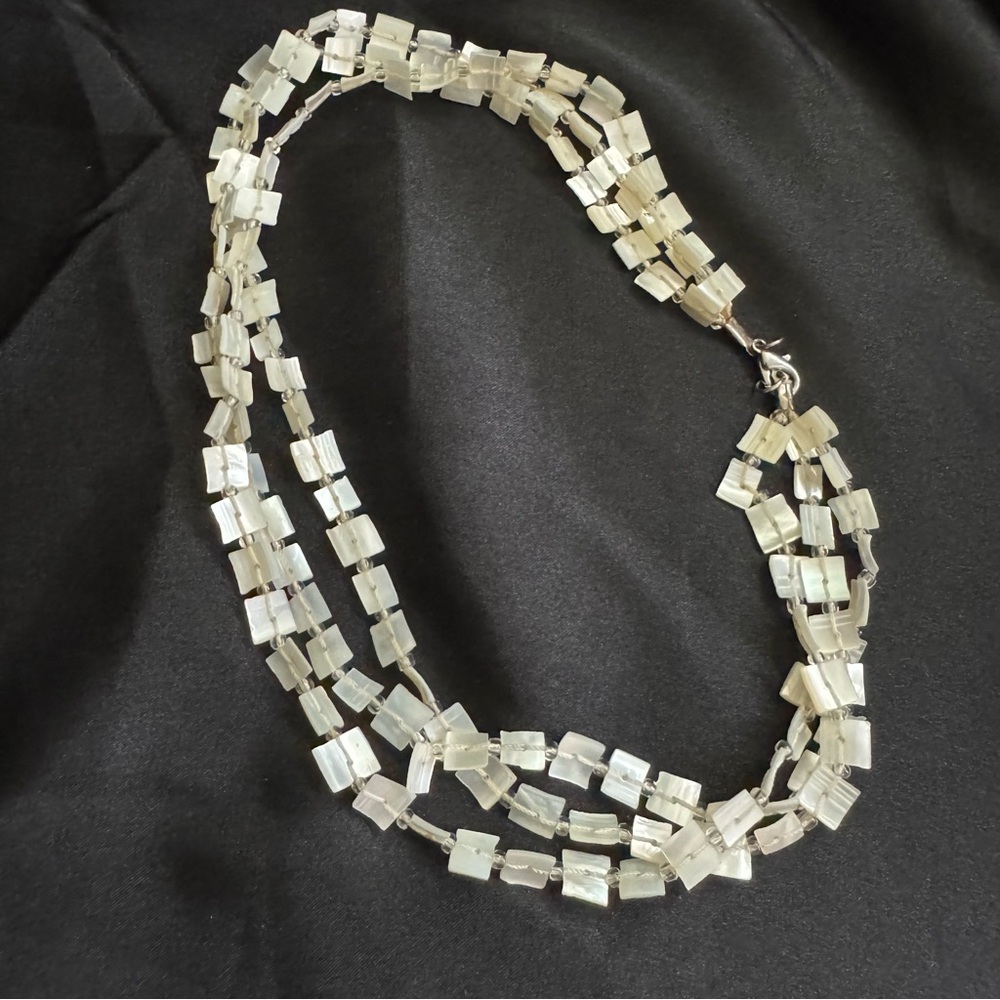 Vintage Authentic White Square Shell Necklace - image 1